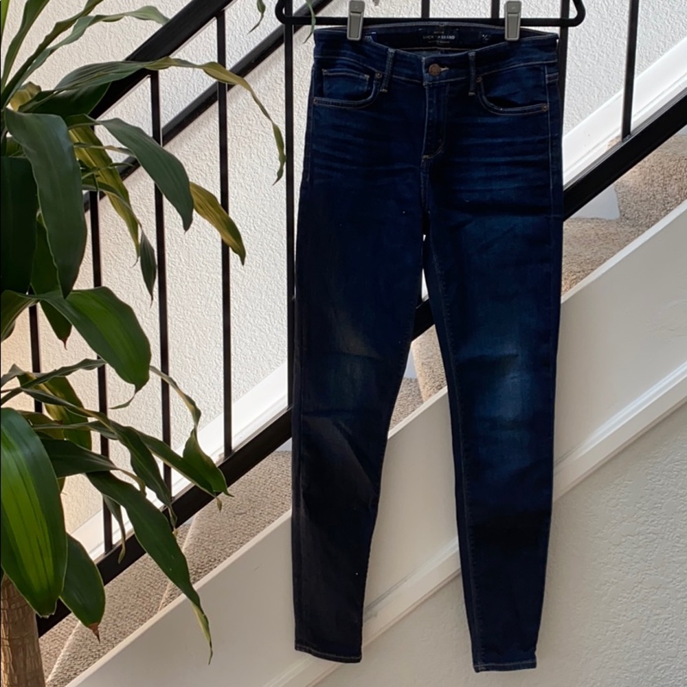 Blue skinny jeans